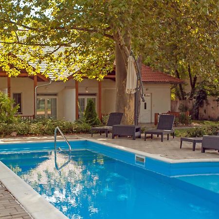 Hotel Platan Zamárdi Extérieur photo